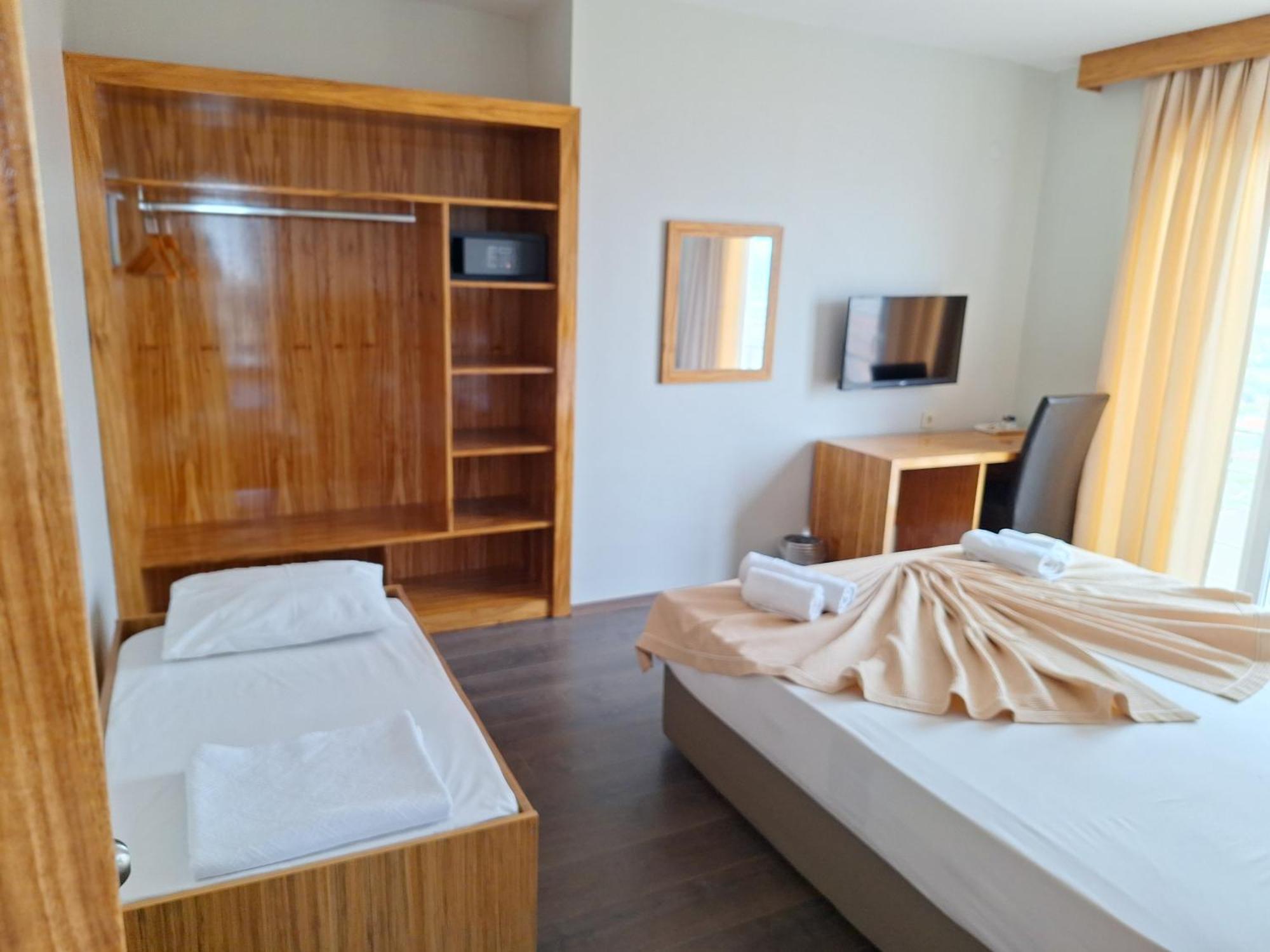 My Solmaz Hotel เซสเม ภายนอก รูปภาพ